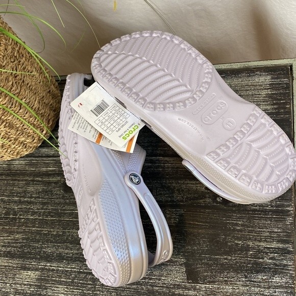 Crocs Women’s Gray Slip On Classic Clog Shoes 11 NEW - Picture 4 of 7